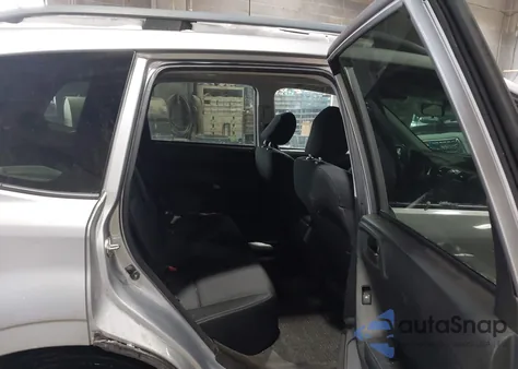 2014 Subaru Forester 2.5I Premium из США, поврежденный, VIN JF2SJAECXEH548855